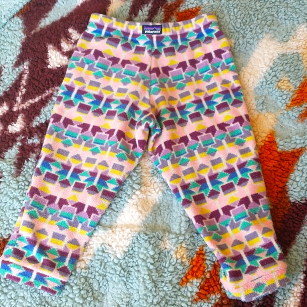 Patagonia micro fleece pants size 12-18 months